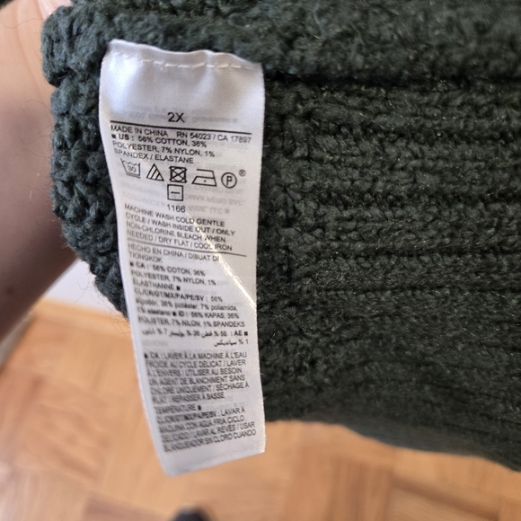 Old Navy Emerald Green Sweater Dress - Picture 3 of 3